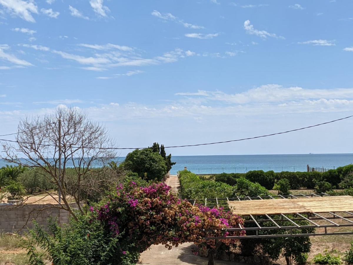 Casa Rural Frente Al Mar La Toscana 莱斯卡瑟斯-达尔卡纳 外观 照片